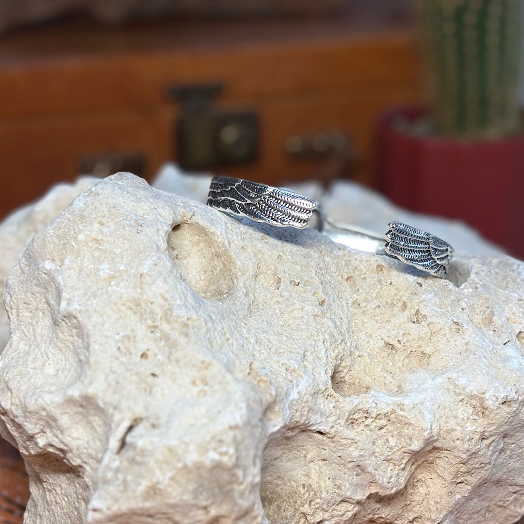 Dainty Flying Eagle Bangle