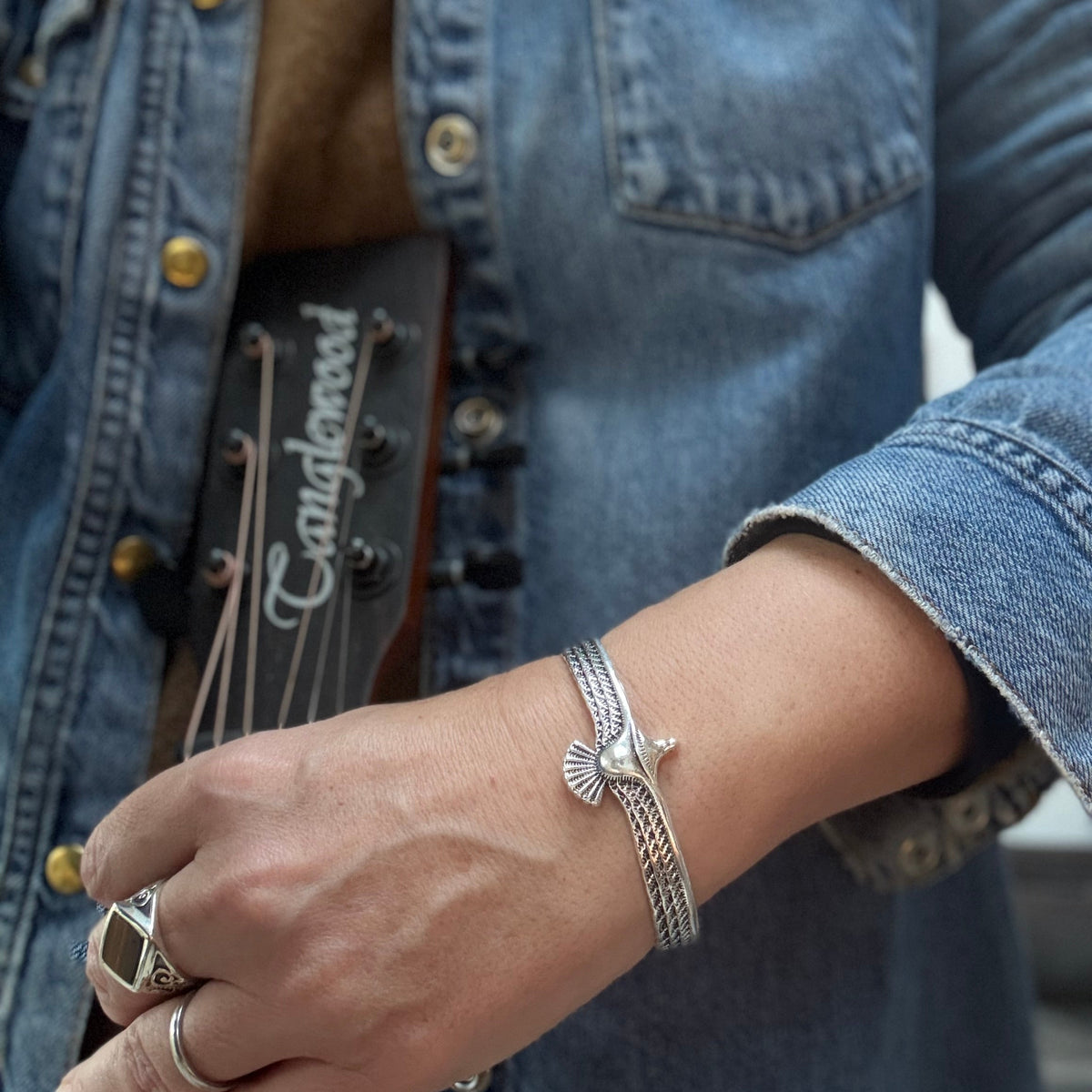 Dainty Flying Eagle Bangle